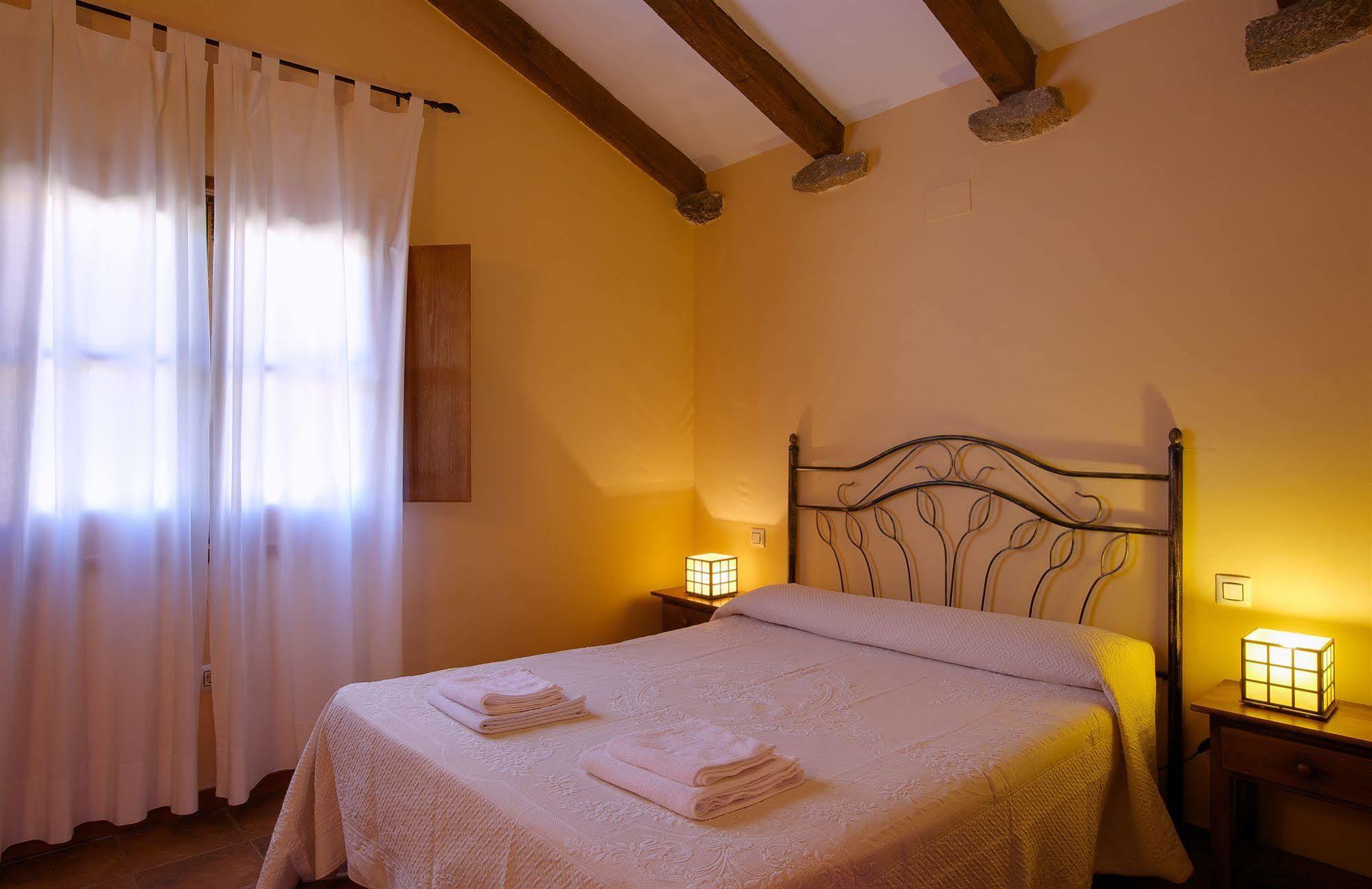 Aroma De Primavera En Casas Rurales Acebuche Casas del Monte Dış mekan fotoğraf